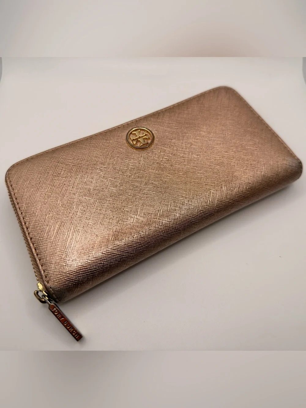 Tory Burch Rose Gold Metallic Saffiano Zip Around Continental Wallet